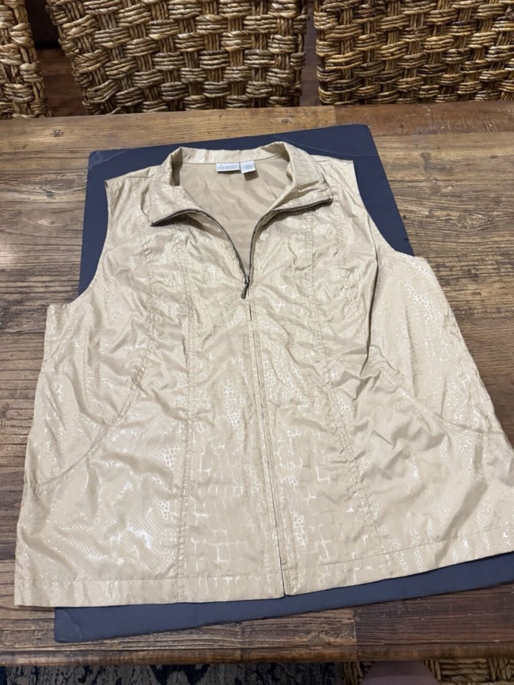 Chico's Zenergy Polyestor Blend Sleeveless Vest, size 3